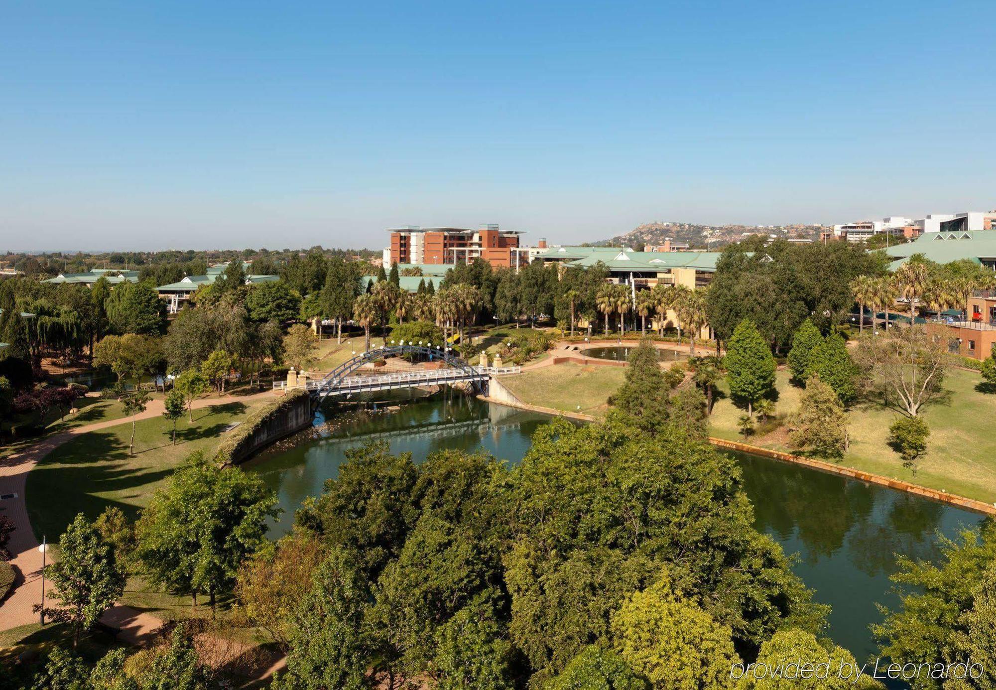 Anew Hotel Roodepoort Johannesburg Esterno foto